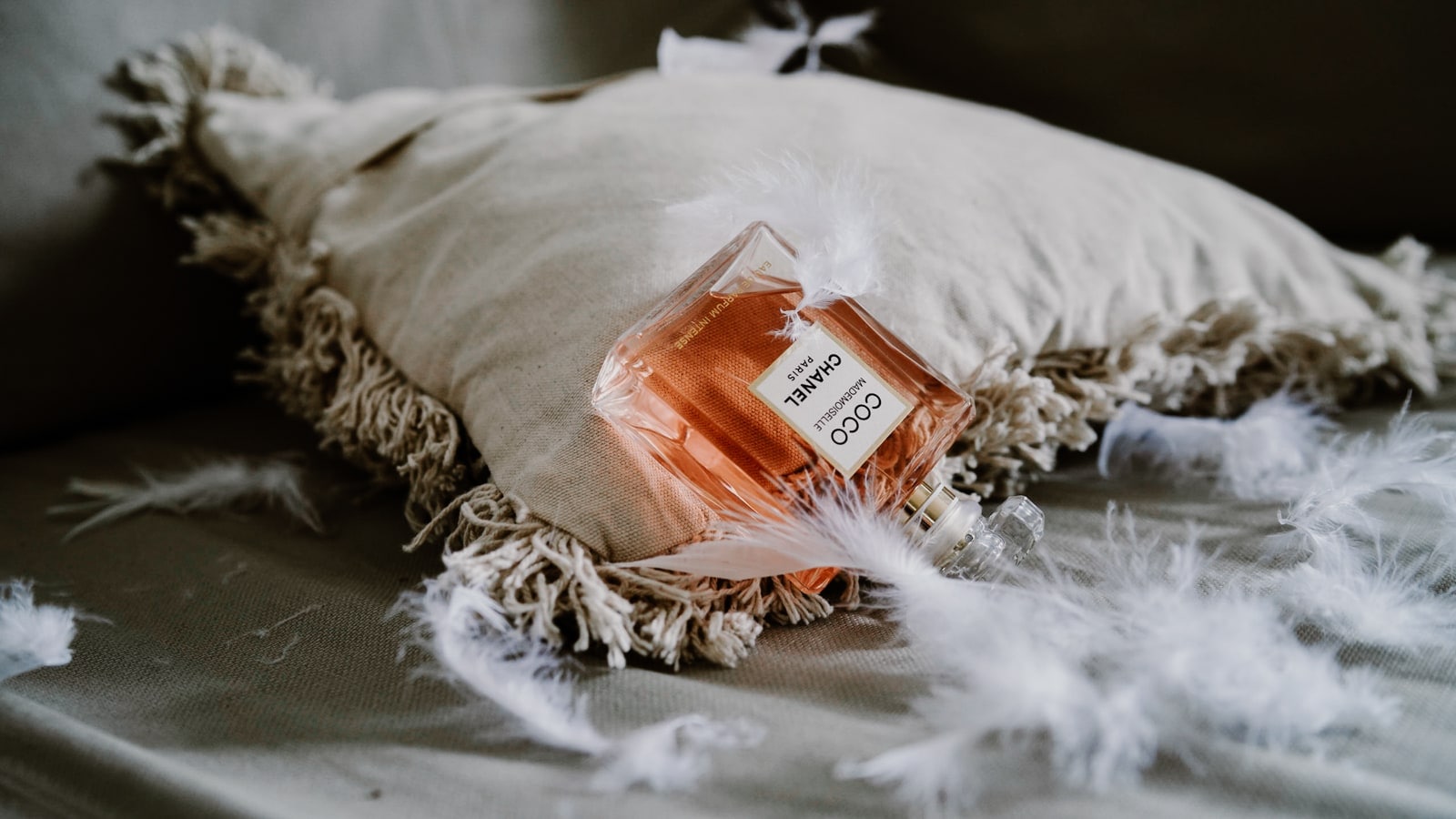 Retravail – Header CHANEL